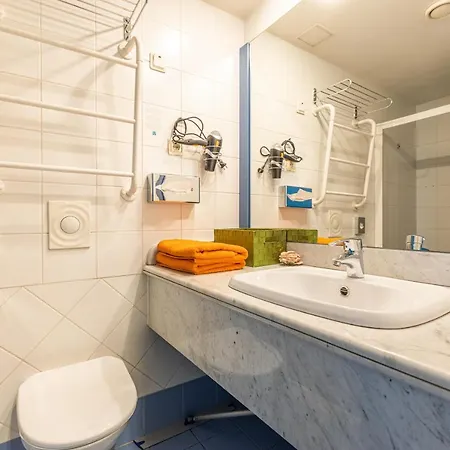 Apartament Daily - Split Level Near Port